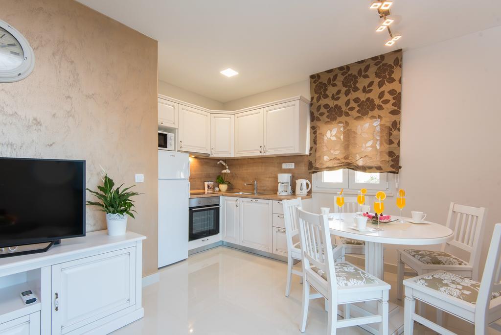 Apartments Villa Stella Оребич Екстер'єр фото