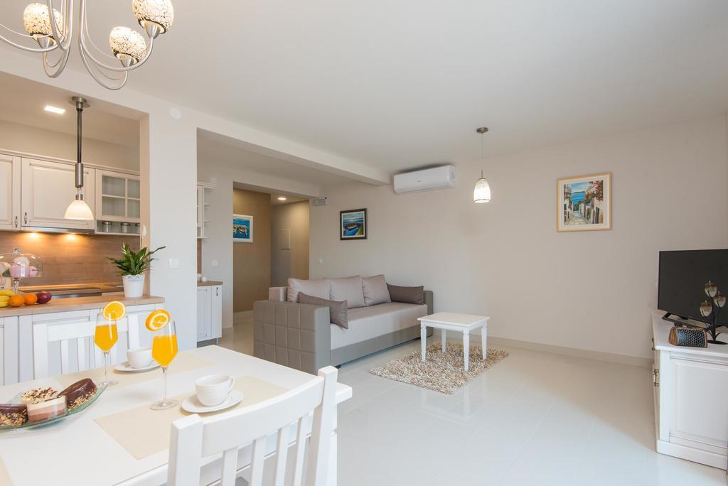 Apartments Villa Stella Оребич Екстер'єр фото