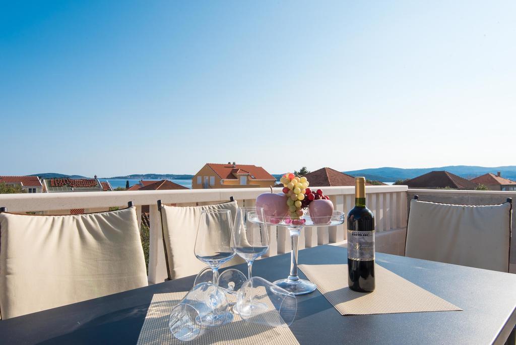 Apartments Villa Stella Оребич Екстер'єр фото